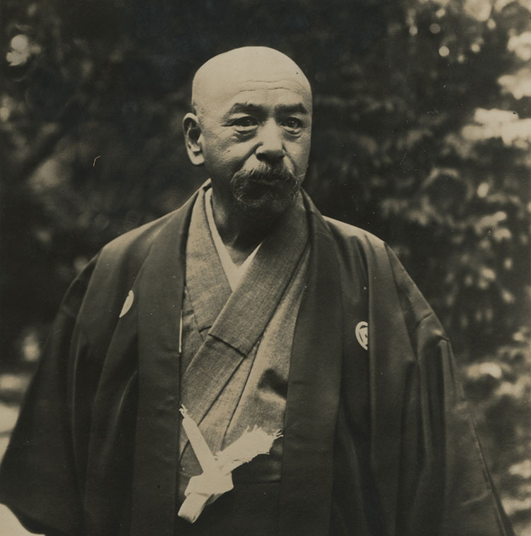Portrait of Minakata Kumagusu:　Minakata Kumagusu Archives